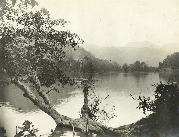 Late afternoon on the Nam Kham River