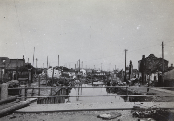 War damage at Sawgin Creek, Zhabei, Shanghai, September 1937