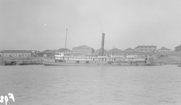 Butterfield and Swire steamship 'Tungting'