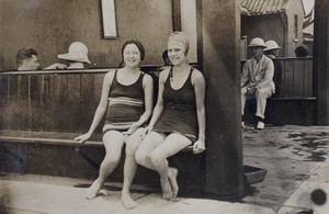 Unidentified woman with Mabel Hutchinson at the Open Air Pool, Hongkou, Shanghai