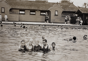 Sarah, Mabel and Fred Hutchinson with friends at the Open Air Pool, Hongkou, Shanghai