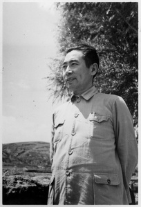 Zhou Enlai (周恩来), Yan'an (延安), June 1945
