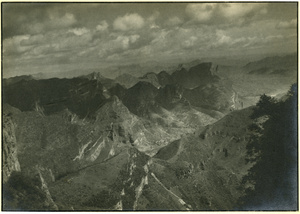 Mountainous landscape near the Sha River, Shanxi, 1939