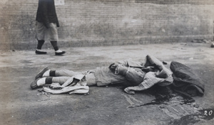 Body of executed looter, Peking Mutiny, 1912