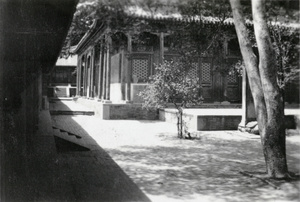 A courtyard and a stele