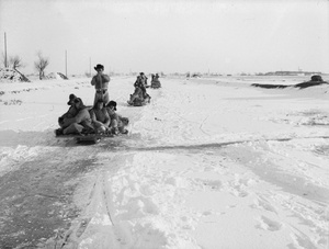 Sledges (paitse) with passengers, Tianjin, 1934